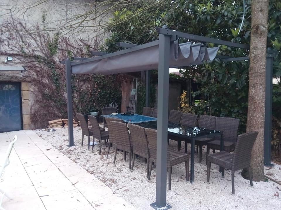 Gite De 6 A 14 Pers Avec Piscine-Jacuzzi- Salle Des Fetes Bastanes Exterior photo